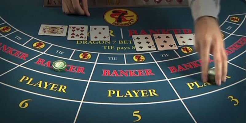 Luật chơi Baccarat về quy định rút lá thứ 3 cho hai cửa